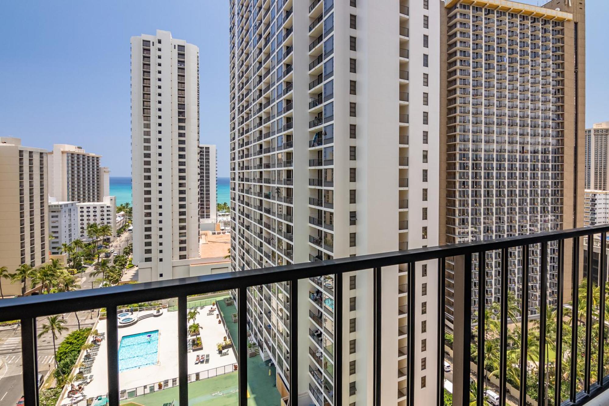 Beautiful 1Br, Steps To Waikiki Beach And Parking Honolulu Extérieur photo