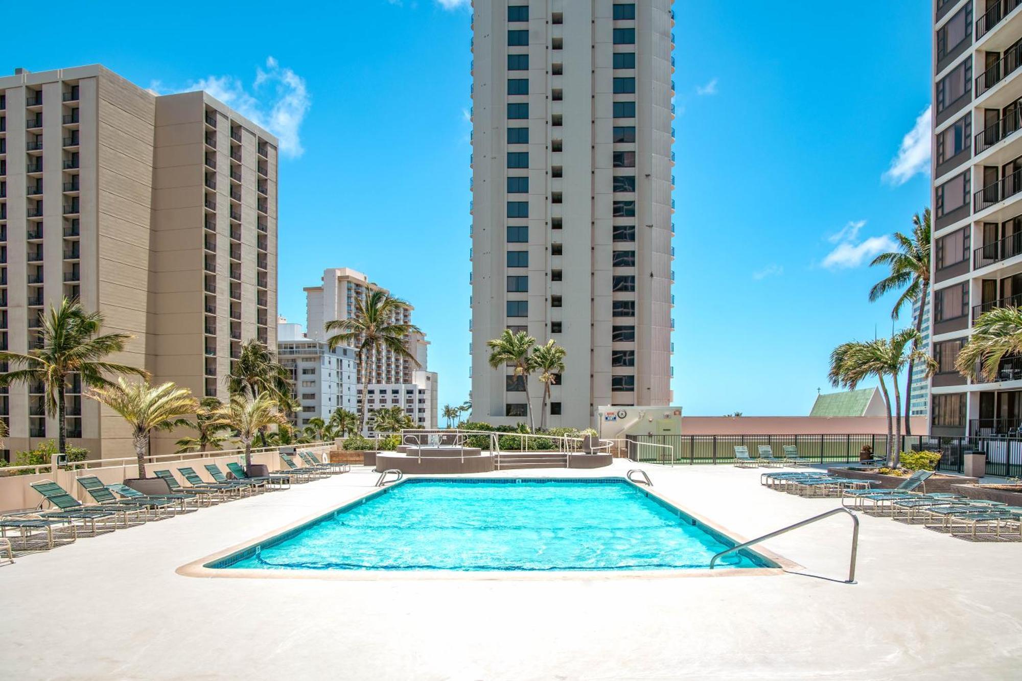 Beautiful 1Br, Steps To Waikiki Beach And Parking Honolulu Extérieur photo
